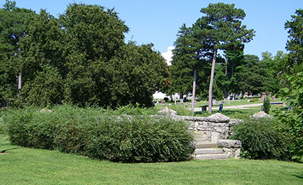 Memorial Day Platform, Sunset Cemetery.